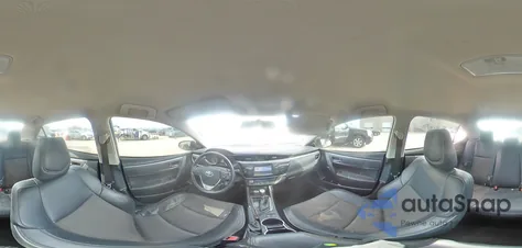 2014 Toyota Corolla S Plus z USA, uszkodzony, nr VIN 2T1BURHE9EC063774